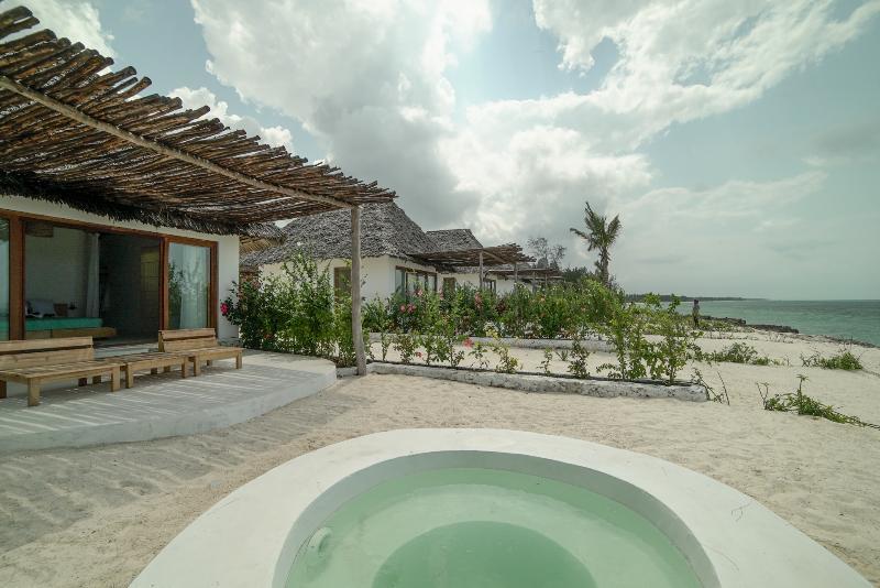 Zanbluu Beach Hotel Kiwengwa  Kültér fotó