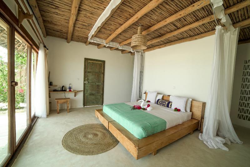 Zanbluu Beach Hotel Kiwengwa  Kültér fotó