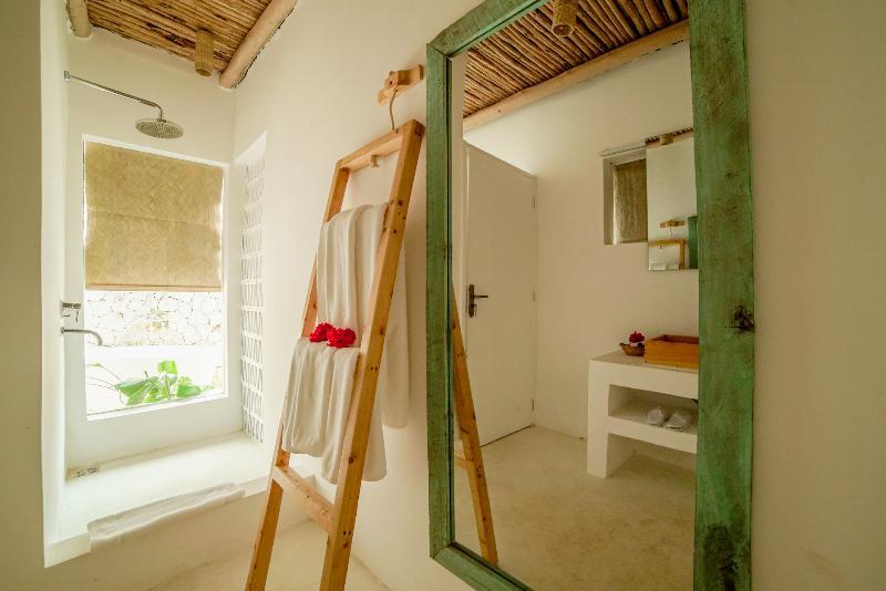 Zanbluu Beach Hotel Kiwengwa  Kültér fotó